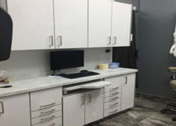 Royal-East-Dental-Treatment-Room-4