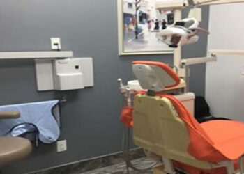 Royal-East-Dental-Treatment-Room-3